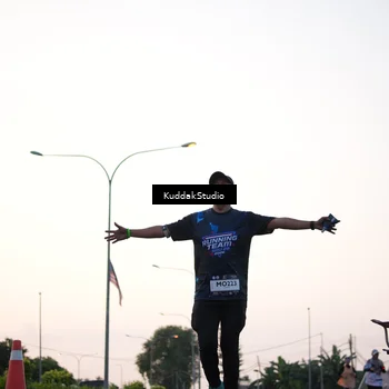 Runner Photo 7837407