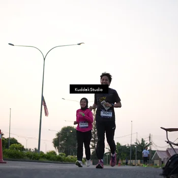 Runner Photo 7837430