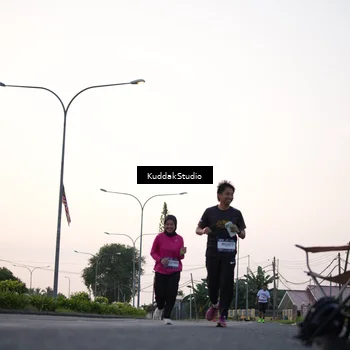 Runner Photo 7837433