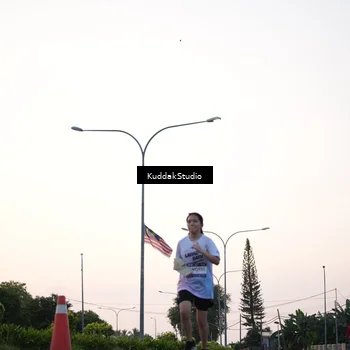 Runner Photo 7837440