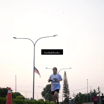 Runner Photo 7837442