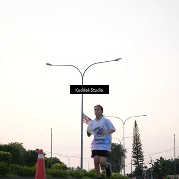 Runner Photo 7837444
