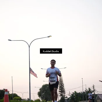 Runner Photo 7837447