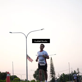 Runner Photo 7837454