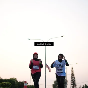 Runner Photo 7837455