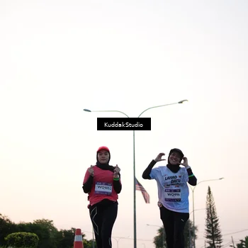 Runner Photo 7837458