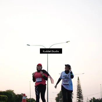 Runner Photo 7837466