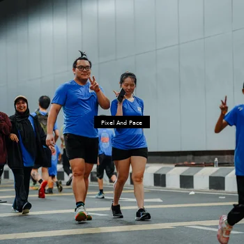 Runner Photo 7837469
