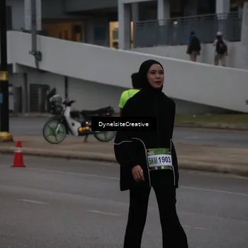 Runner Photo 7837471