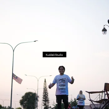Runner Photo 7837478