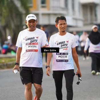 Runner Photo 7837499