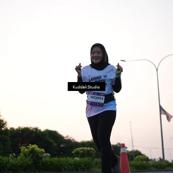 Runner Photo 7837501