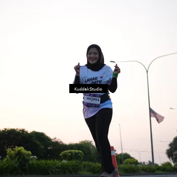 Runner Photo 7837503