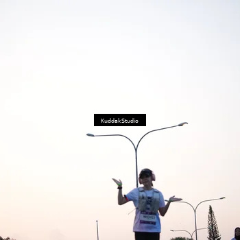 Runner Photo 7837504