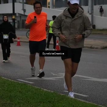 Runner Photo 7837513