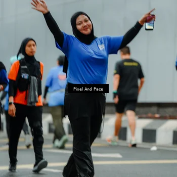 Runner Photo 7837531