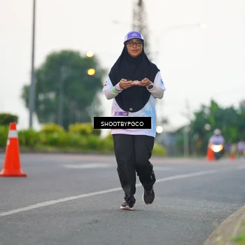 Runner Photo 7837532