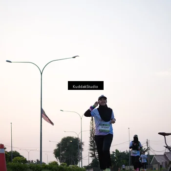 Runner Photo 7837539