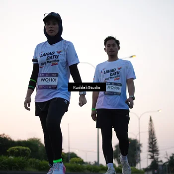 Runner Photo 7837544