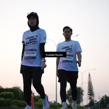 Runner Photo 7837545