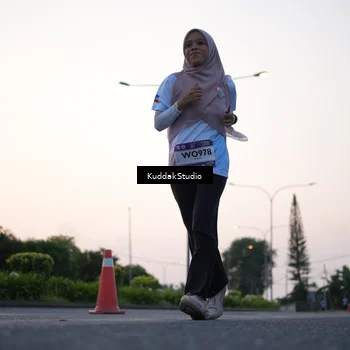 Runner Photo 7837557