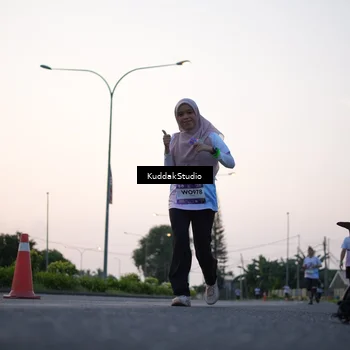Runner Photo 7837560