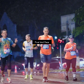 Runner Photo 7837572