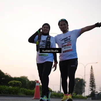 Runner Photo 7837573