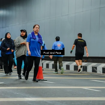 Runner Photo 7837583
