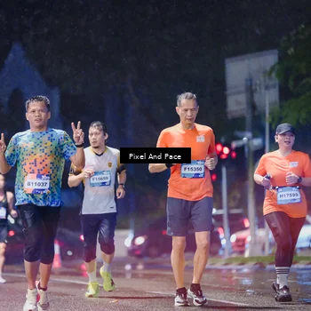 Runner Photo 7837590