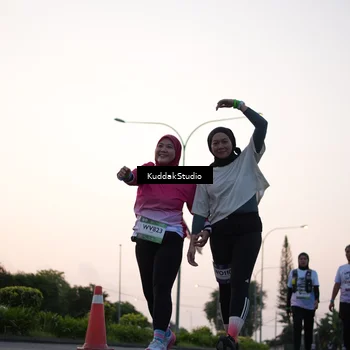 Runner Photo 7837591