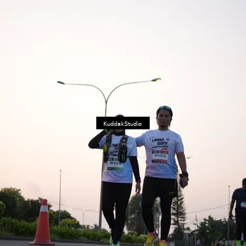 Runner Photo 7837602