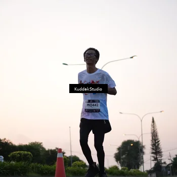 Runner Photo 7837613