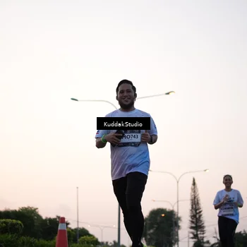 Runner Photo 7837614