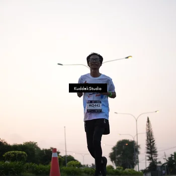 Runner Photo 7837618