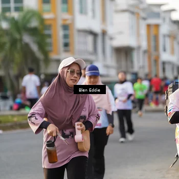 Runner Photo 7837637