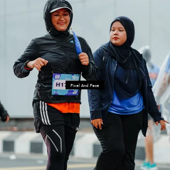 Runner Photo 7837650