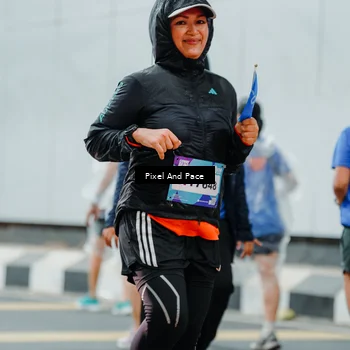 Runner Photo 7837664