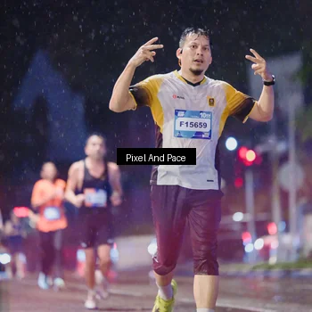 Runner Photo 7837687