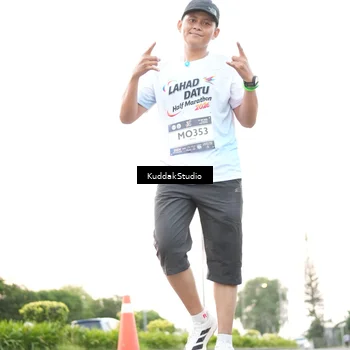 Runner Photo 7837702