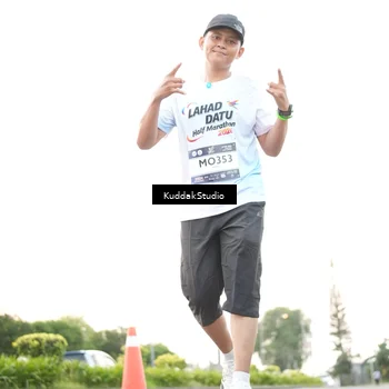 Runner Photo 7837704