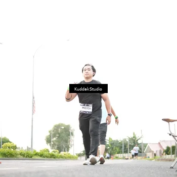 Runner Photo 7837710