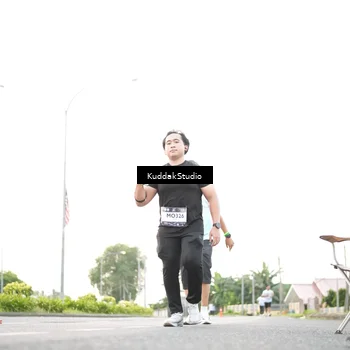 Runner Photo 7837712