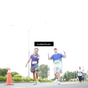 Runner Photo 7837735