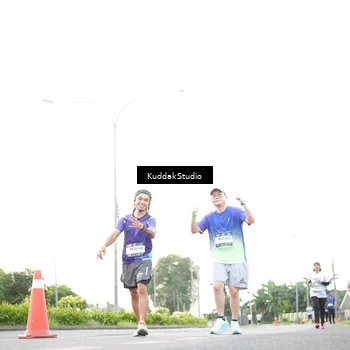 Runner Photo 7837739