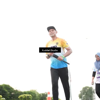 Runner Photo 7837787