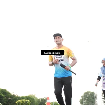 Runner Photo 7837789