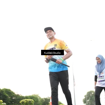 Runner Photo 7837791