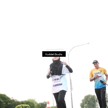 Runner Photo 7837799