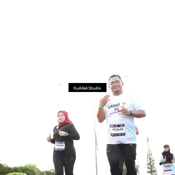 Runner Photo 7837803